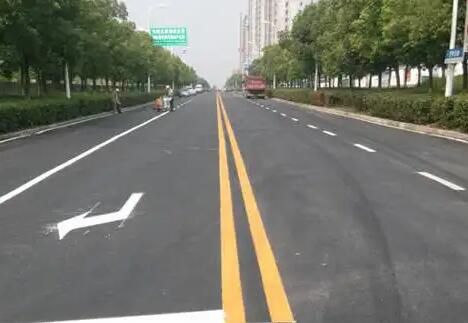 蘇州道路劃線的材料怎么樣選擇好的？