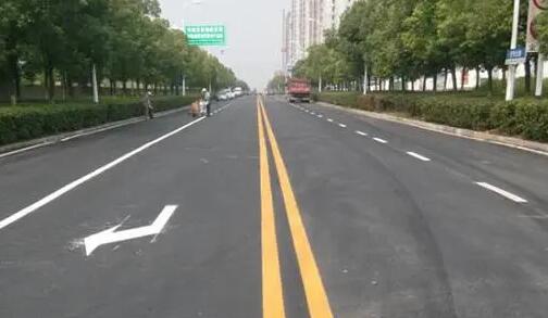 道路劃線的標準尺寸，道路劃線的寬度是多少？